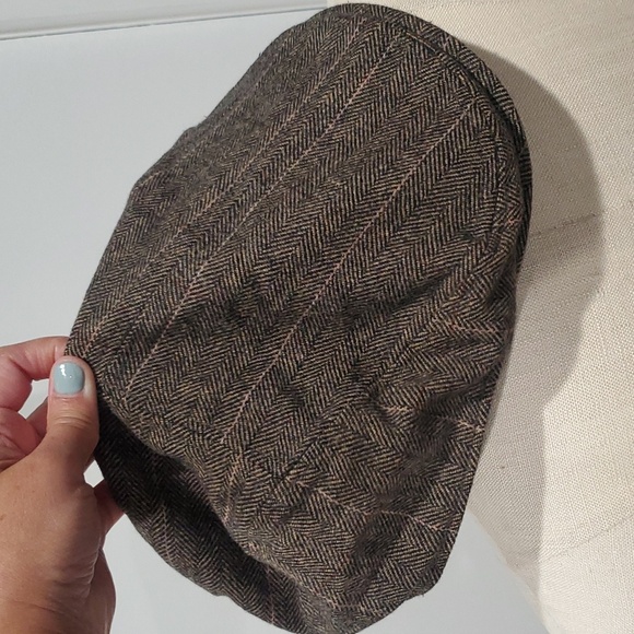 Dockers Wool Blend Driving Cap - Picture 2 of 4
